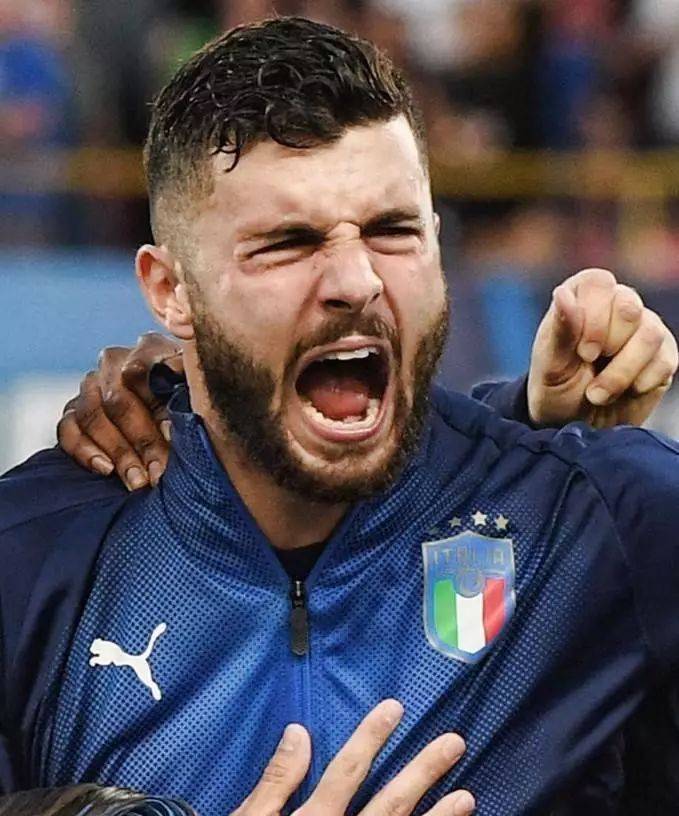 这位年轻的 这位年轻的