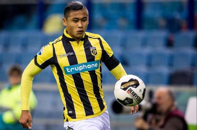 跳水的郭晶 跳水的郭晶