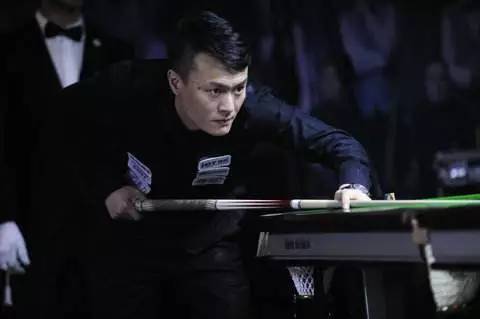 期待他在四 期待他在四